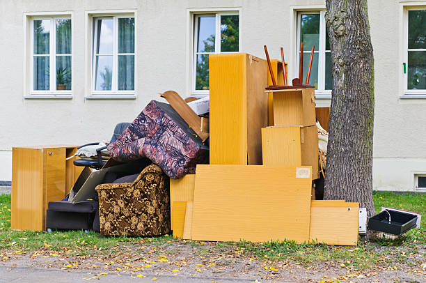 Best Yard Cleanup Services  in Grove City, FL